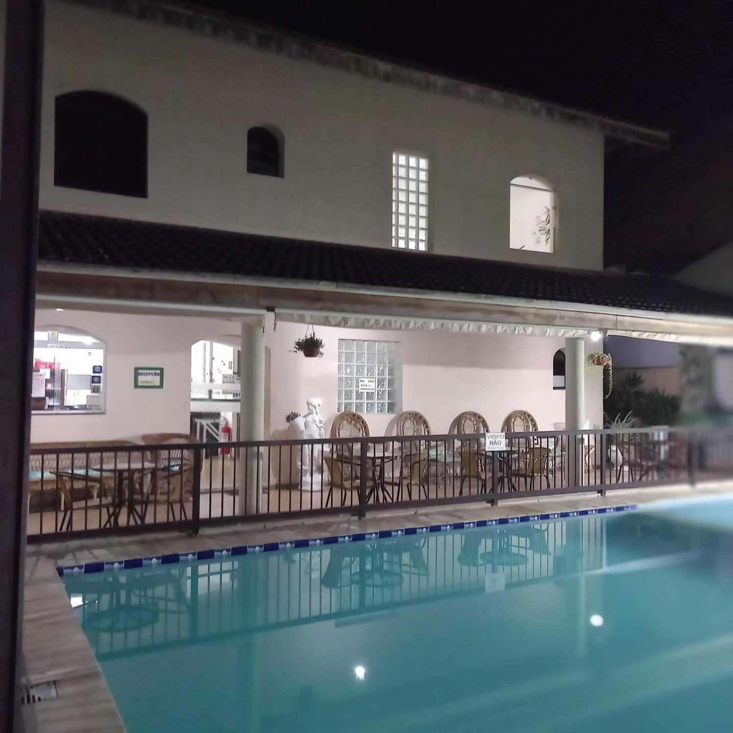 Pousada Parque Suites Estacionamento E Piscina Guaruja Exterior photo