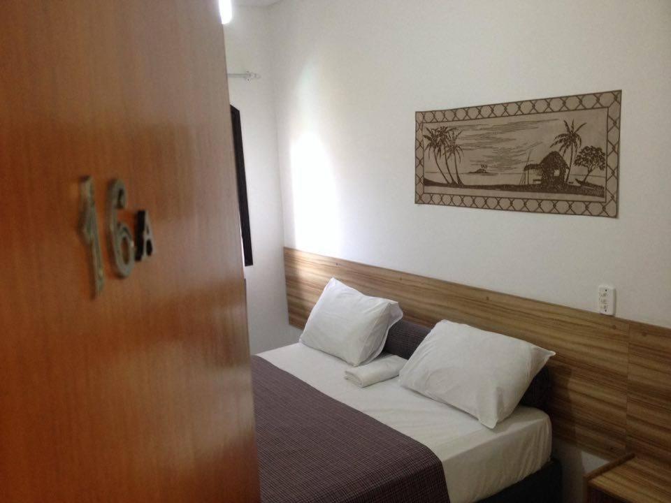 Pousada Parque Suites Estacionamento E Piscina Guaruja Room photo