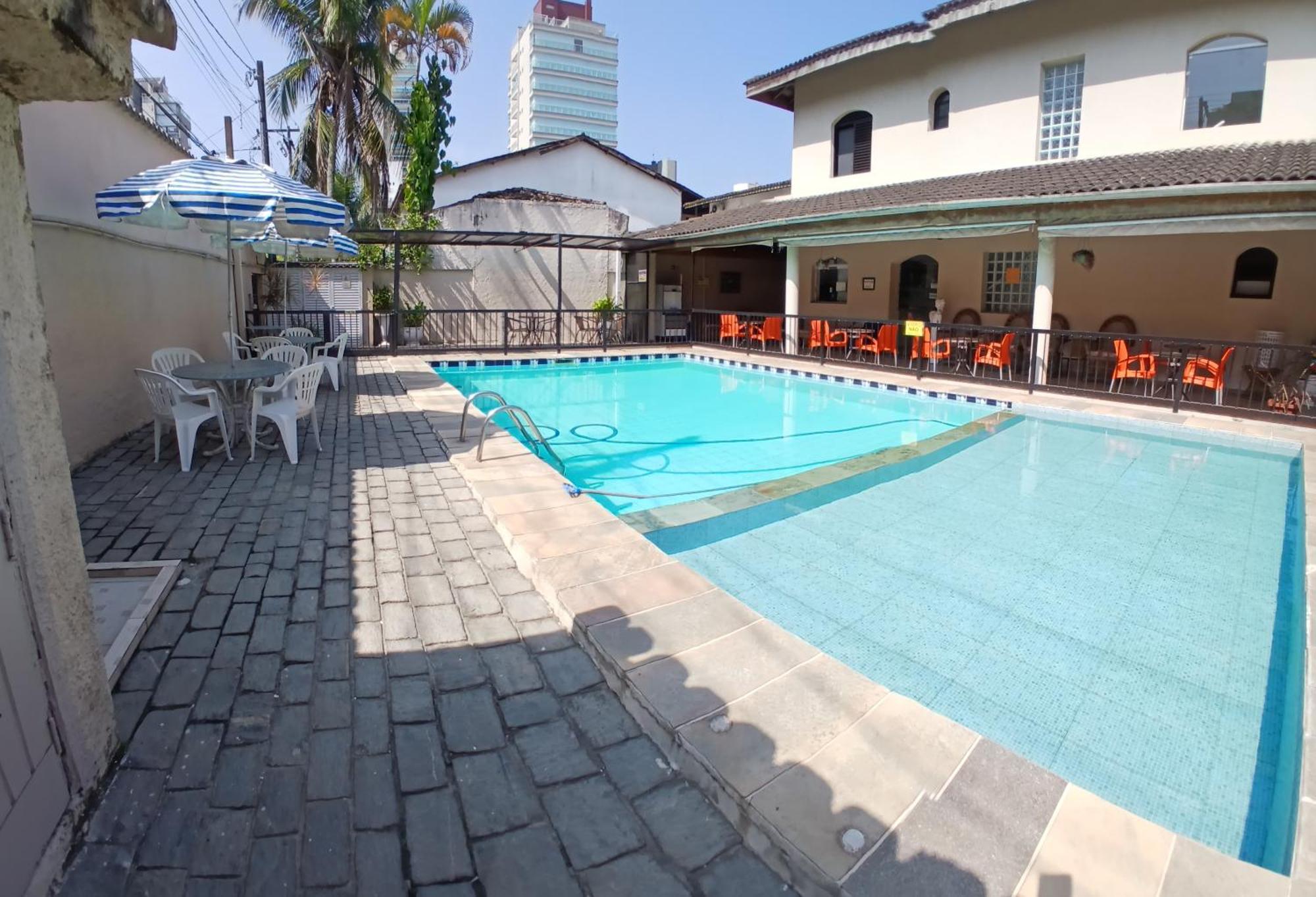Pousada Parque Suites Estacionamento E Piscina Guaruja Exterior photo