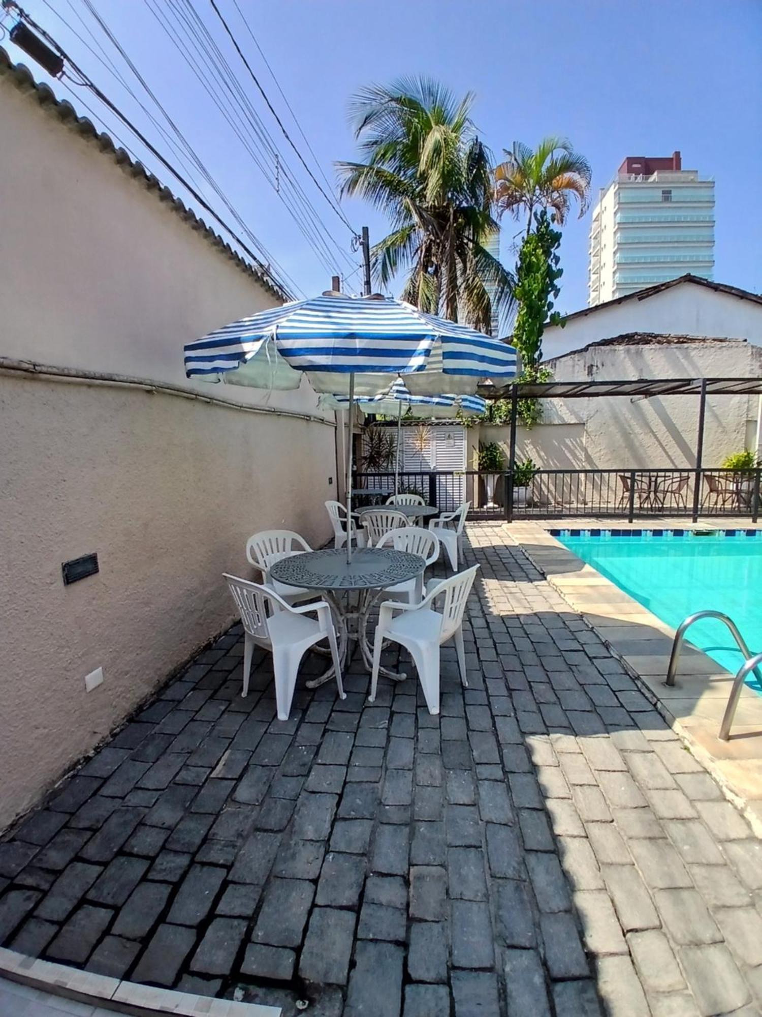Pousada Parque Suites Estacionamento E Piscina Guaruja Exterior photo